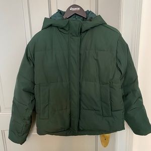 Everlane ReNew Short Puffer in Emerald